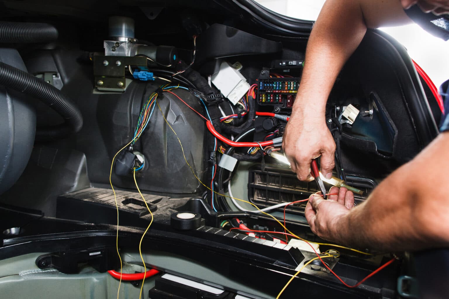 Auto Electrician Near Me & You, Get Connected with Spetz